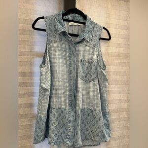 Patchwork Light Denim Blue Sleeveless Chambray Button-Front Camisole